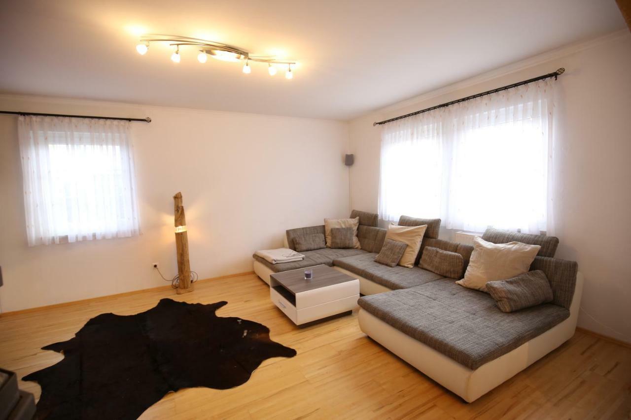 אייך Villa Hasi מראה חיצוני תמונה